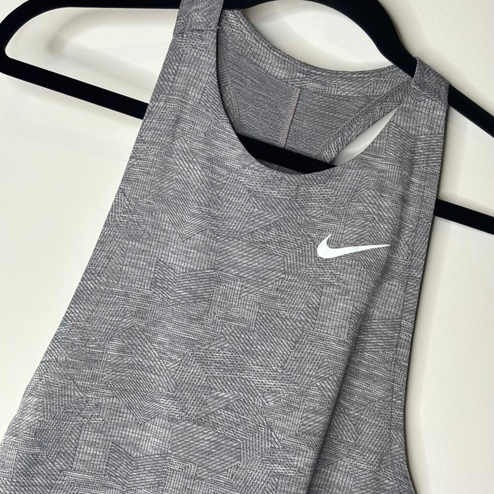 Nike Dri-FIT Gray Racerback Tank Top Women's Medium - Picture 2 of 6